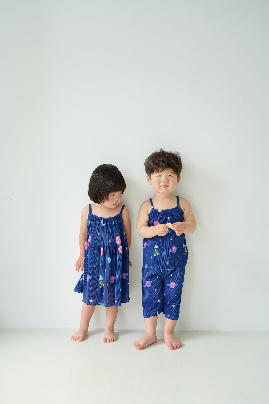 [June 26 ~ Sequential Shipping][Pre-order] Space Sleeveless Long Pants Pleated Top & Bottom Set