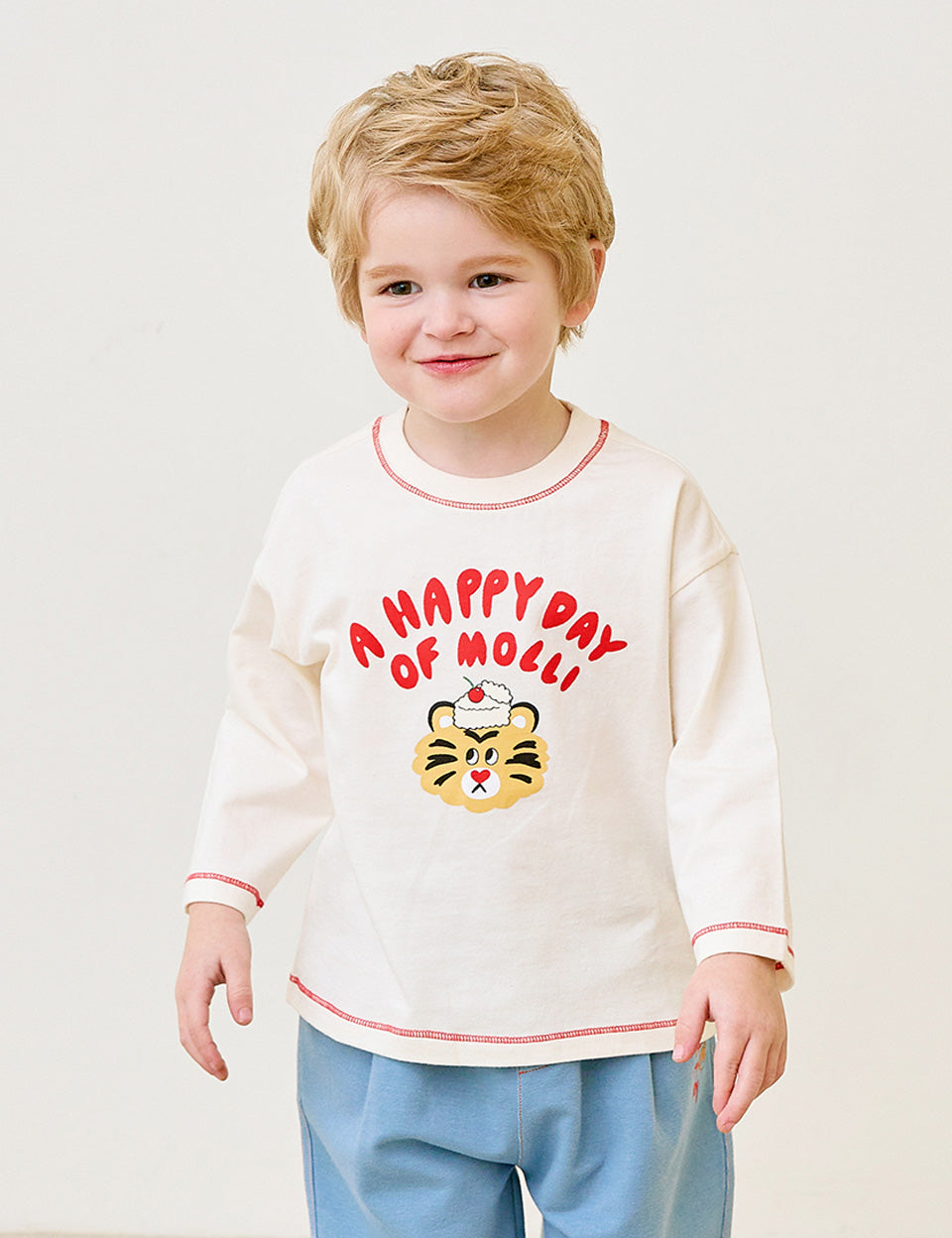 [Molly Melly] Happy Langi Molly T-shirt