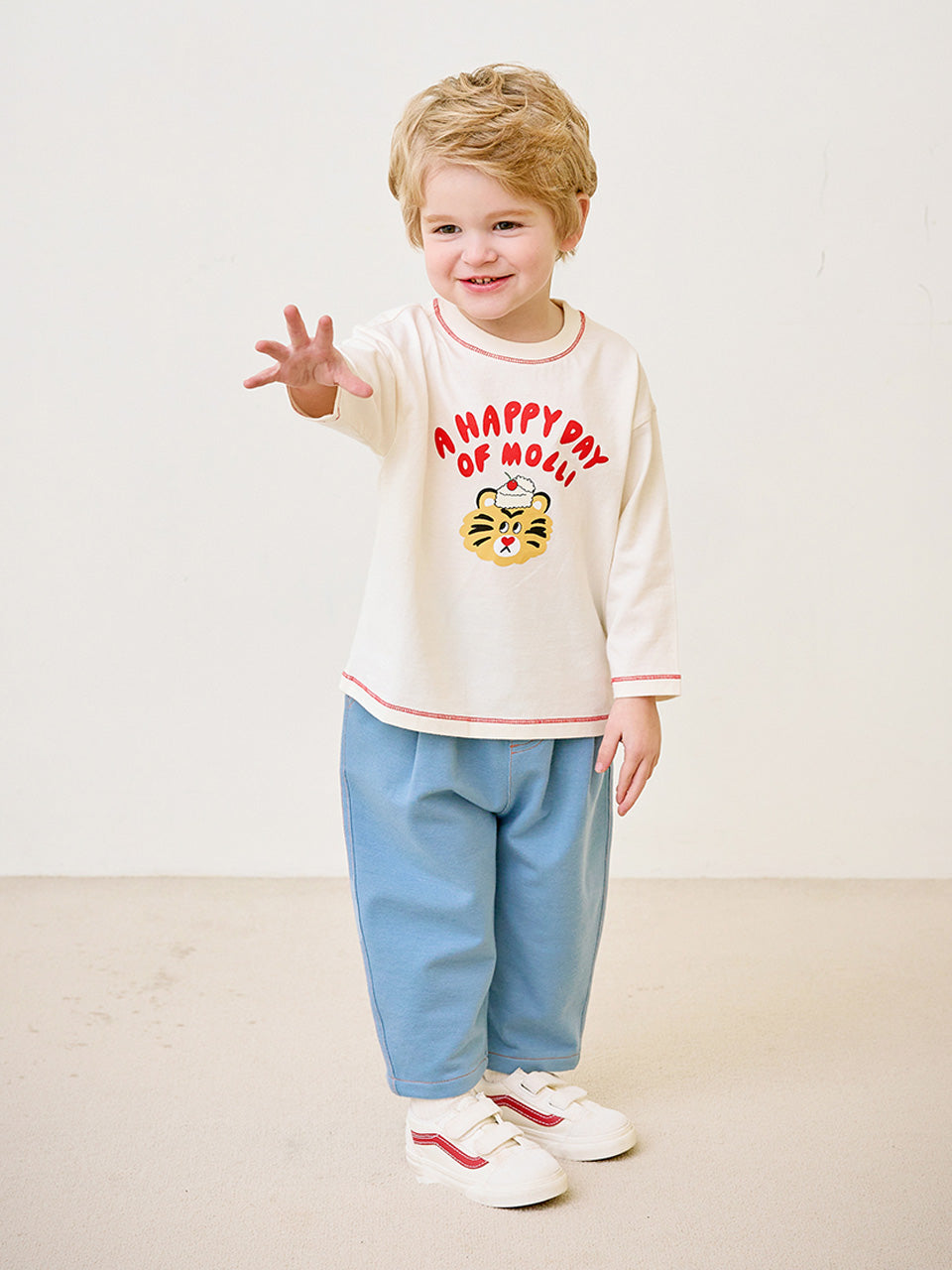 [Molly Melly] Happy Langi Molly T-shirt