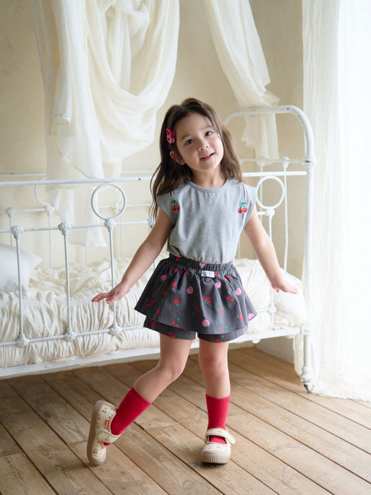 Cherry Slit T-shirt_2 COLORS