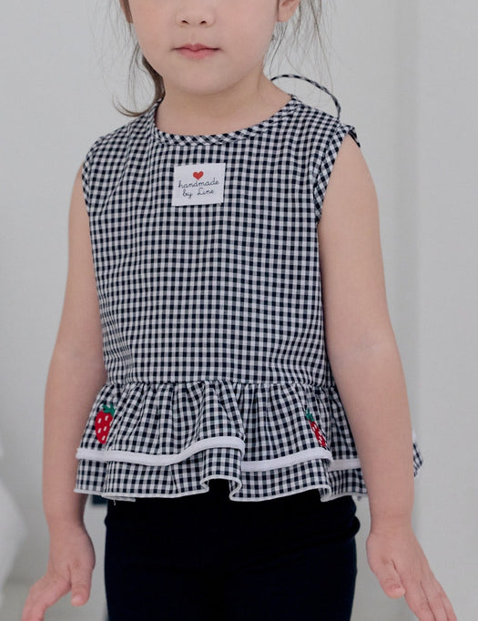 Strawberry Check Sleeveless Set_2 COLORS