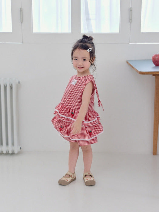 Strawberry Check Sleeveless Set_2 COLORS