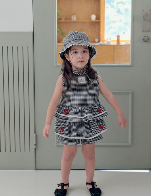 Strawberry Plaid Shorts_3 COLORS