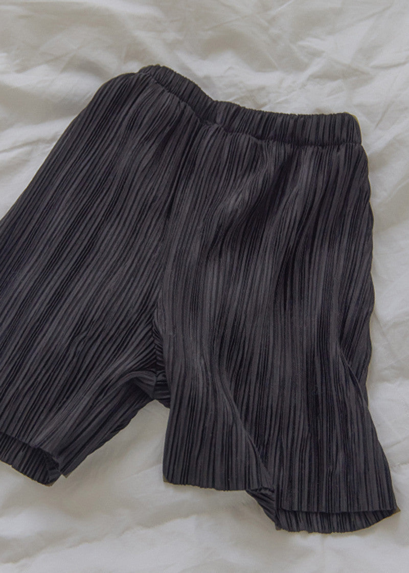 Essential Pleated Shorts [Scheduled for shipment after May 21]