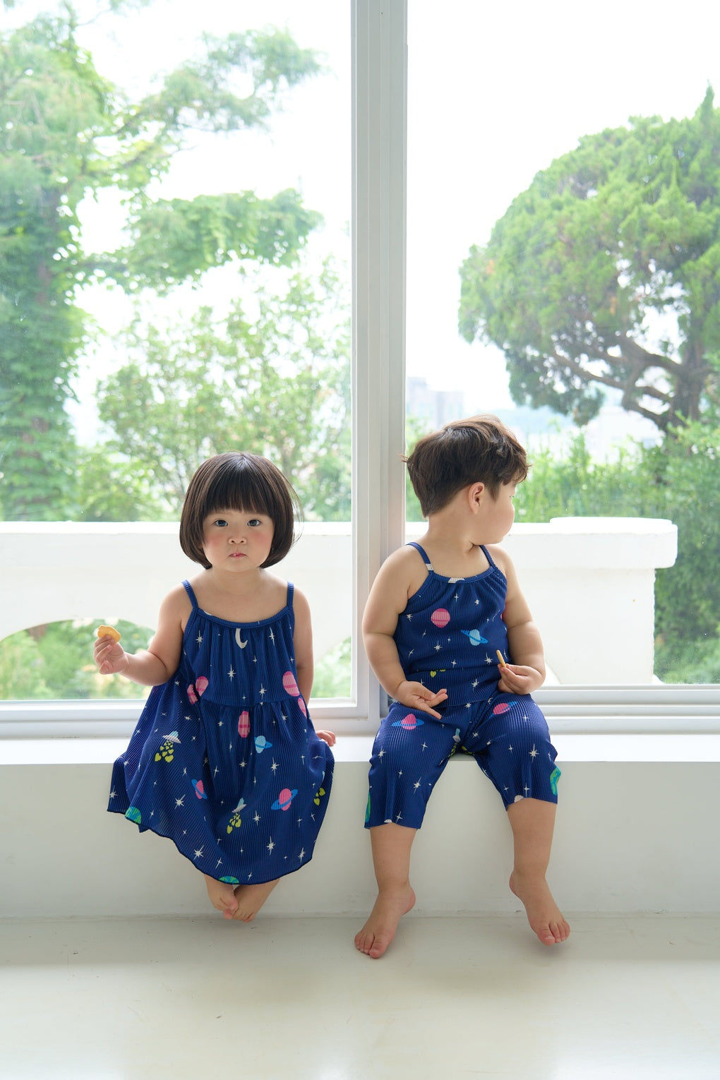 [June 26 ~ Sequential Shipping][Pre-order] Space Sleeveless Long Pants Pleated Top & Bottom Set