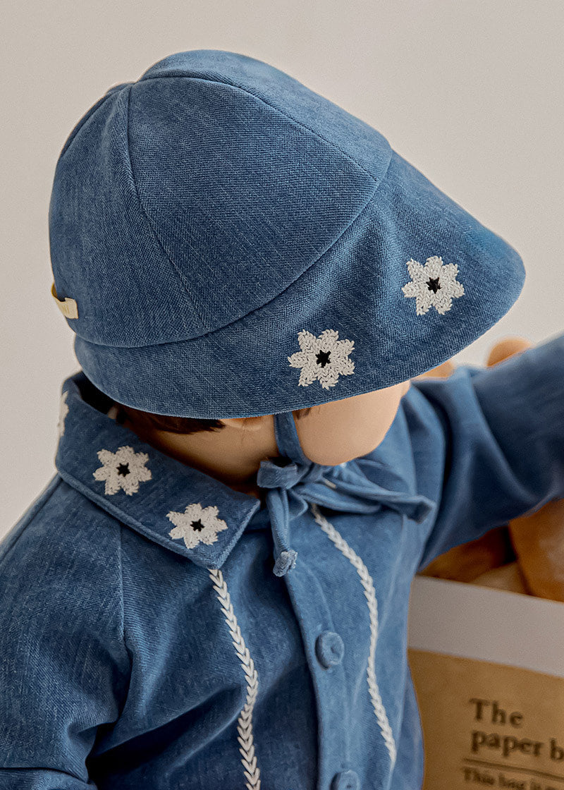 Bonnie flower hat