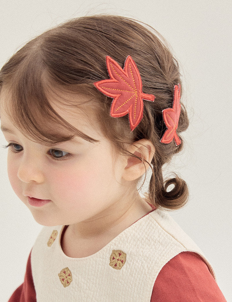 Maple leaf hairpin set
