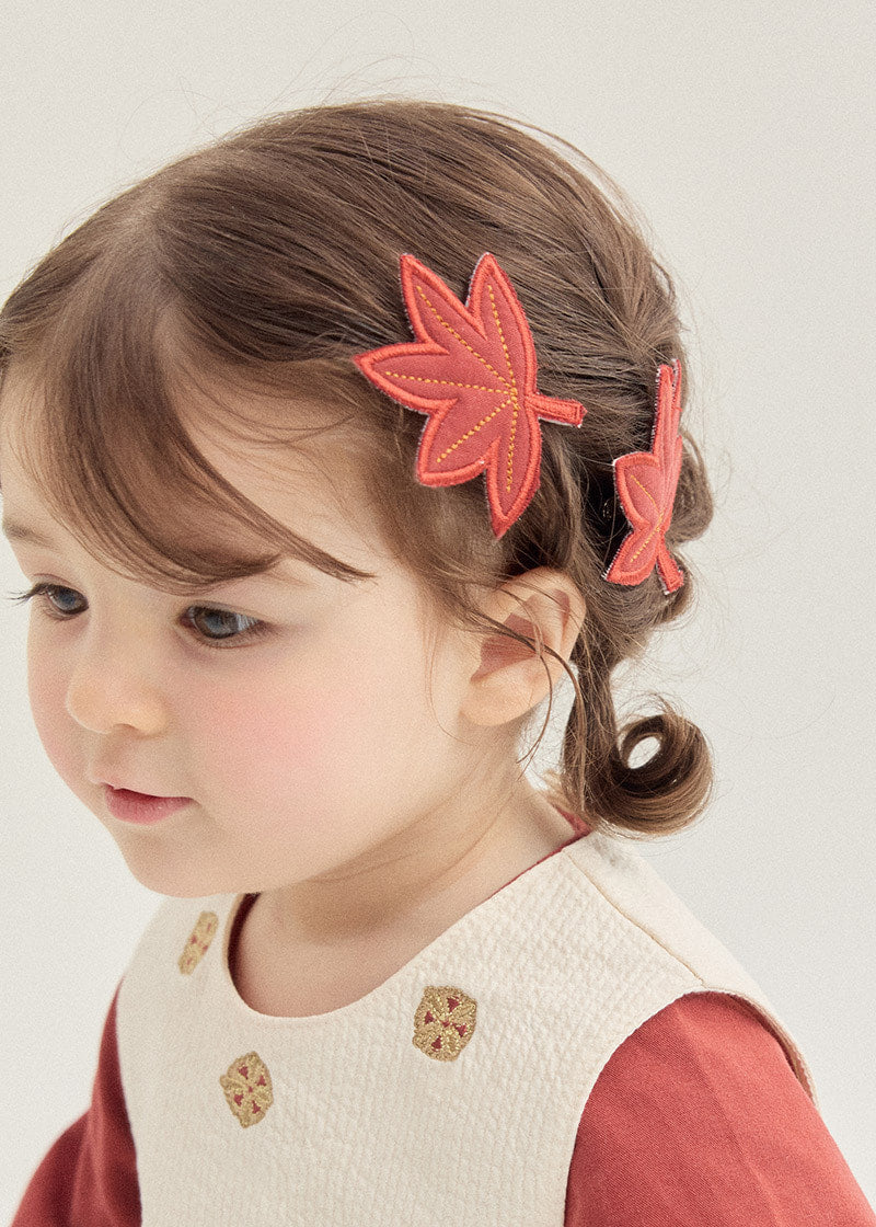 Maple leaf hairpin set