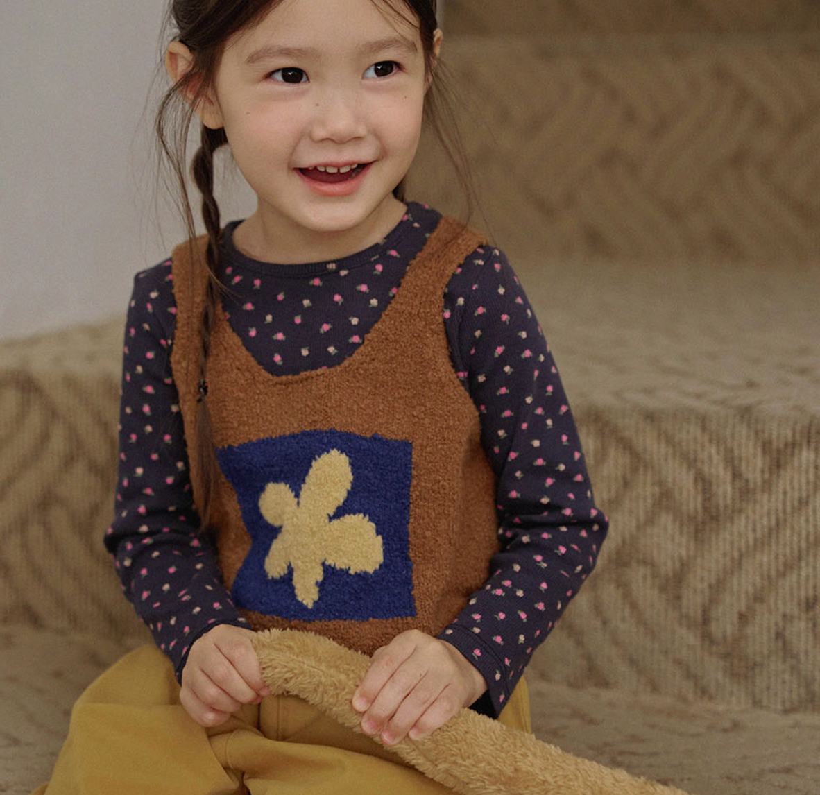 Mardi Amber 26FW Autumn Knit Vest