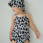 [Shipping sequentially starting 6/26][Pre-order] Milk Cow Bloomer Pleated Two-Piece Set