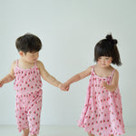 [6/26~Sequential Shipping][Pre-order] Cherry Sleeveless Pleated Dress