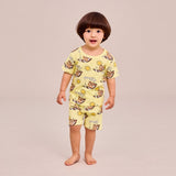 Tropical tight-fitting indoor wear yellow