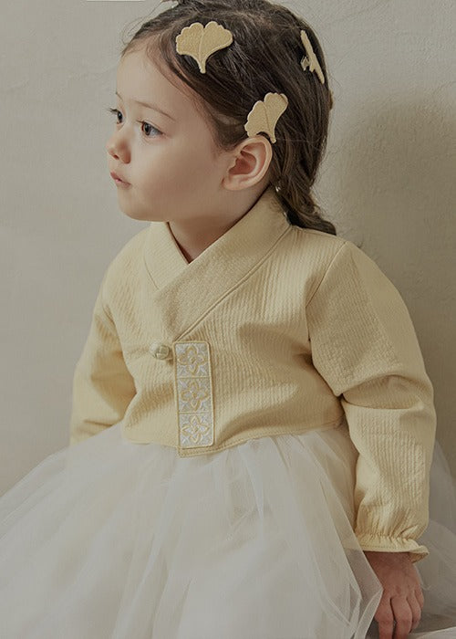 Yuhwa Hanbok