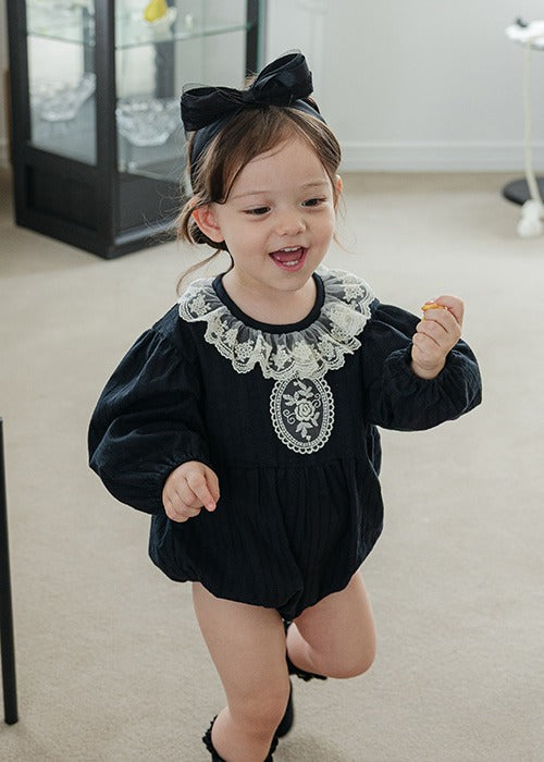 Camange Bodysuit_Black
