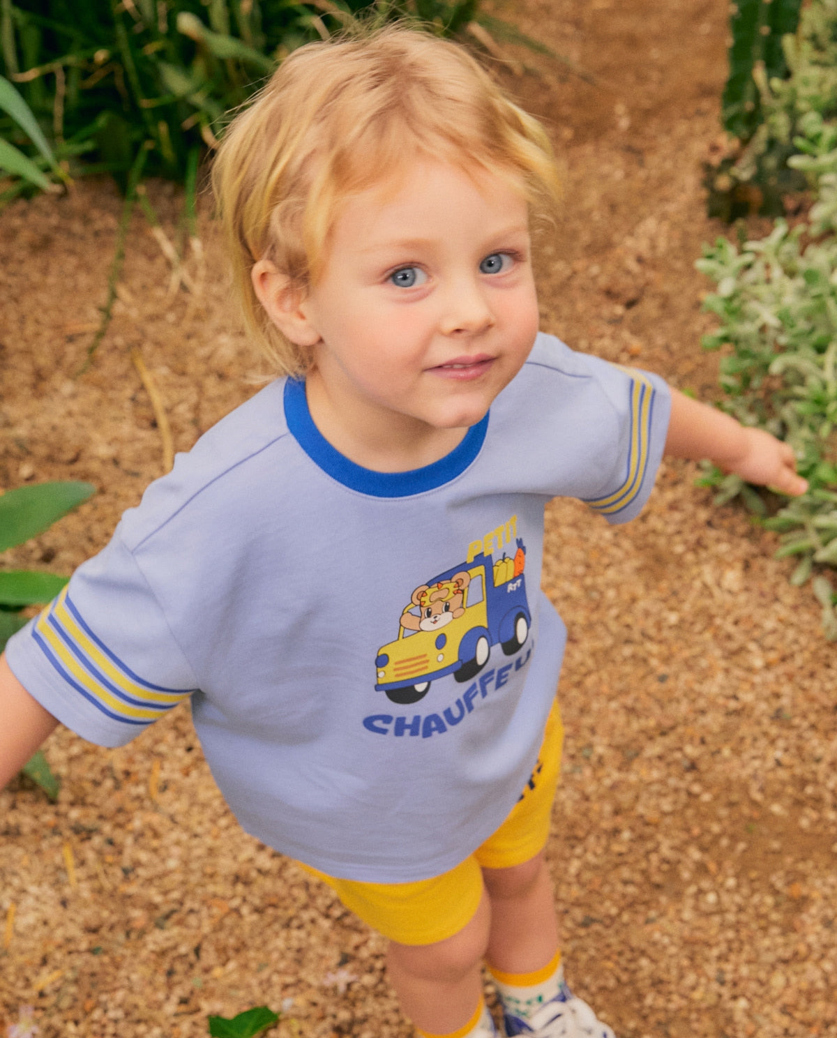 Single-sleeve striped T-shirt in blue