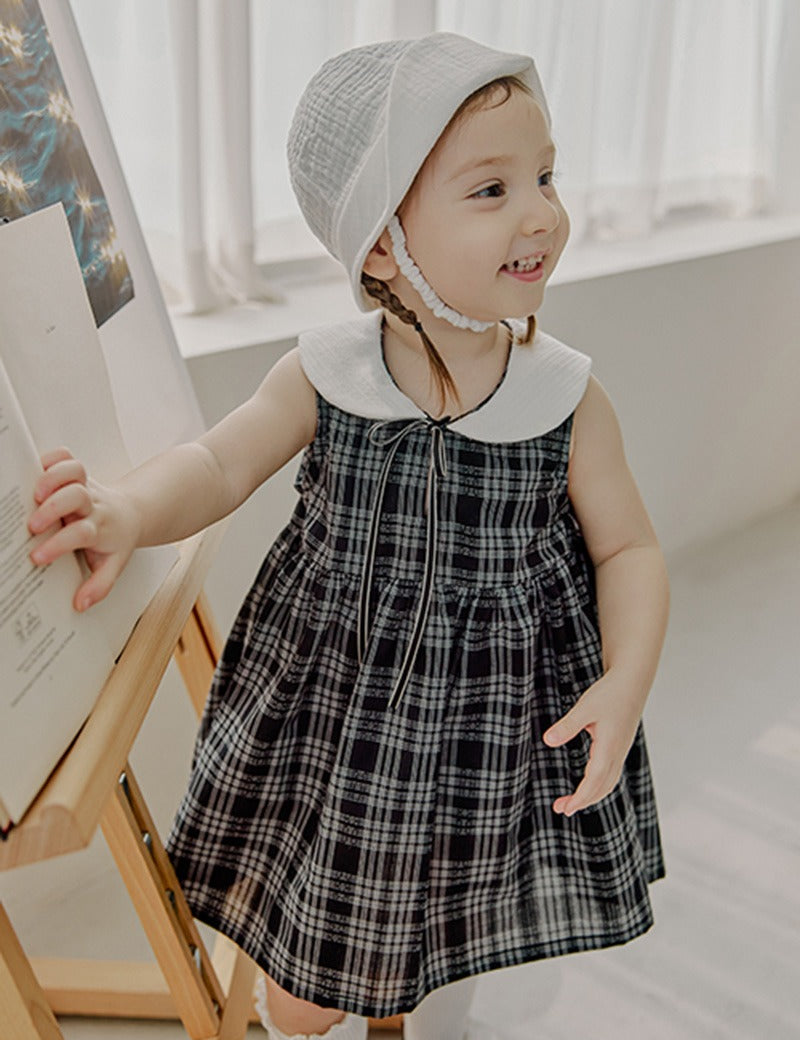 Monocheck dress