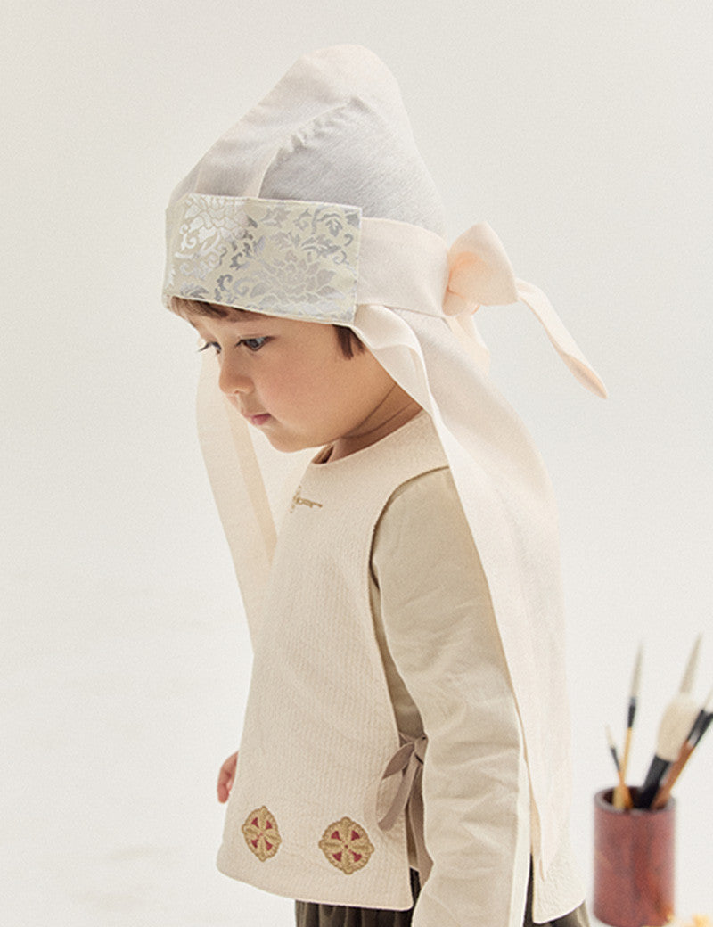Young master's hat