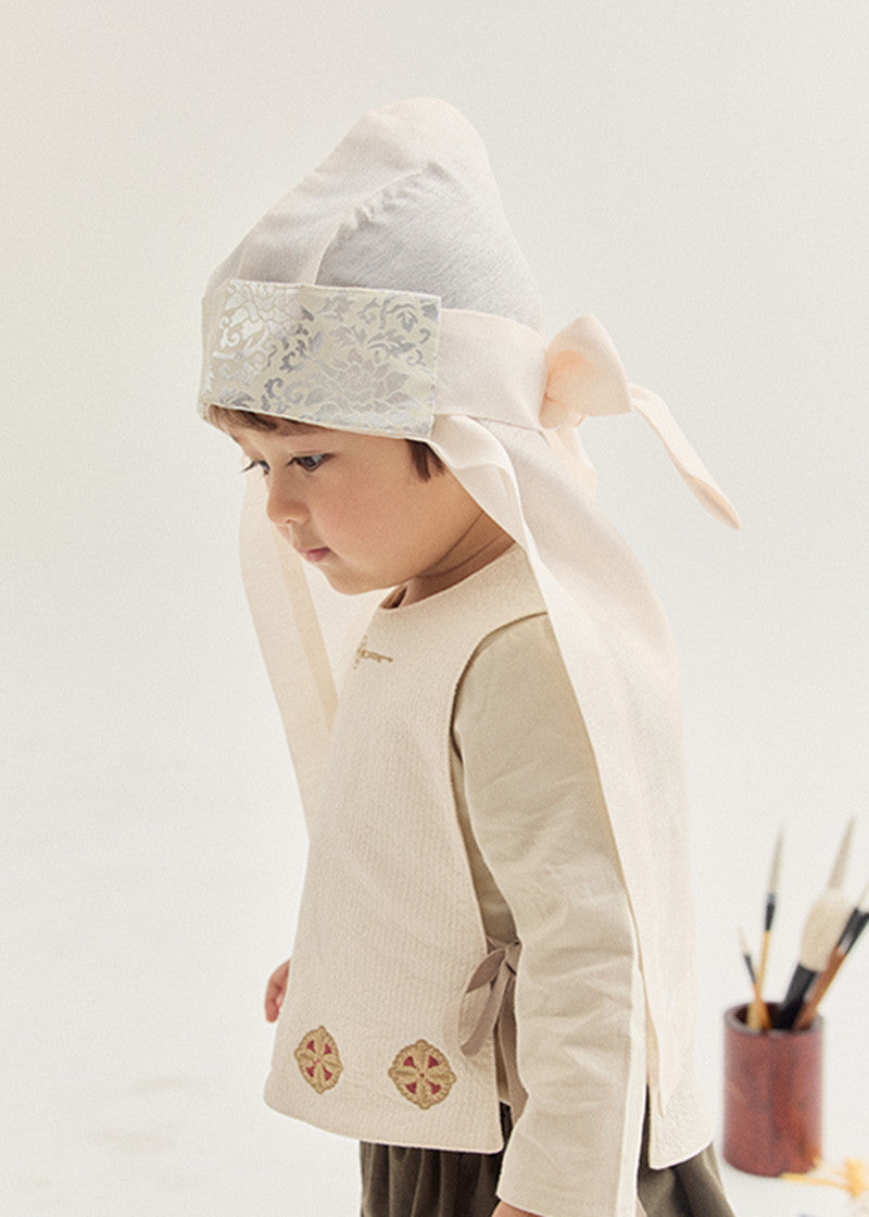 Young master's hat
