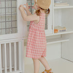 Roy spacesuit