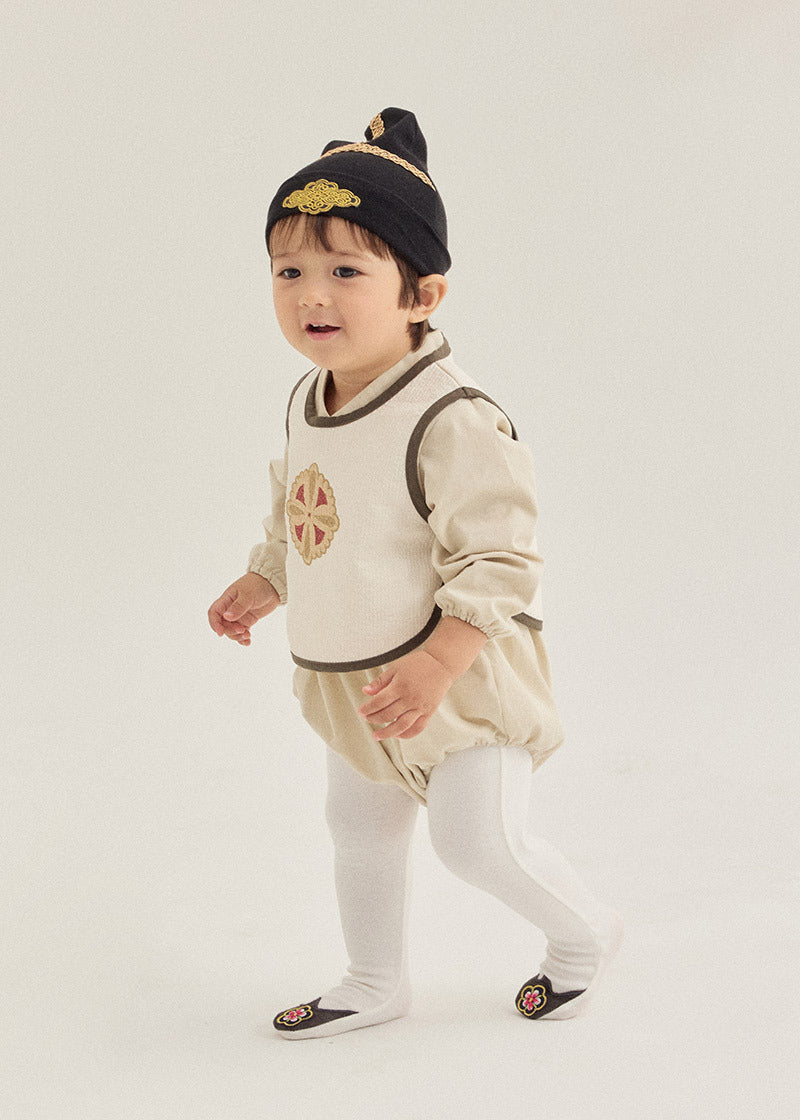 Interest rate Hanbok bodysuit