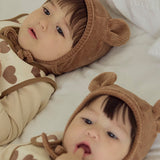 Duni's teddy bear hat