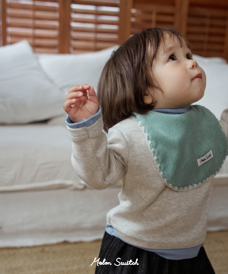 Melon Melobebe bib