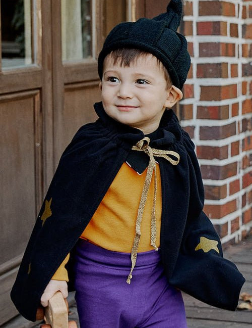 A wizard's cloak cape - Showroom kids