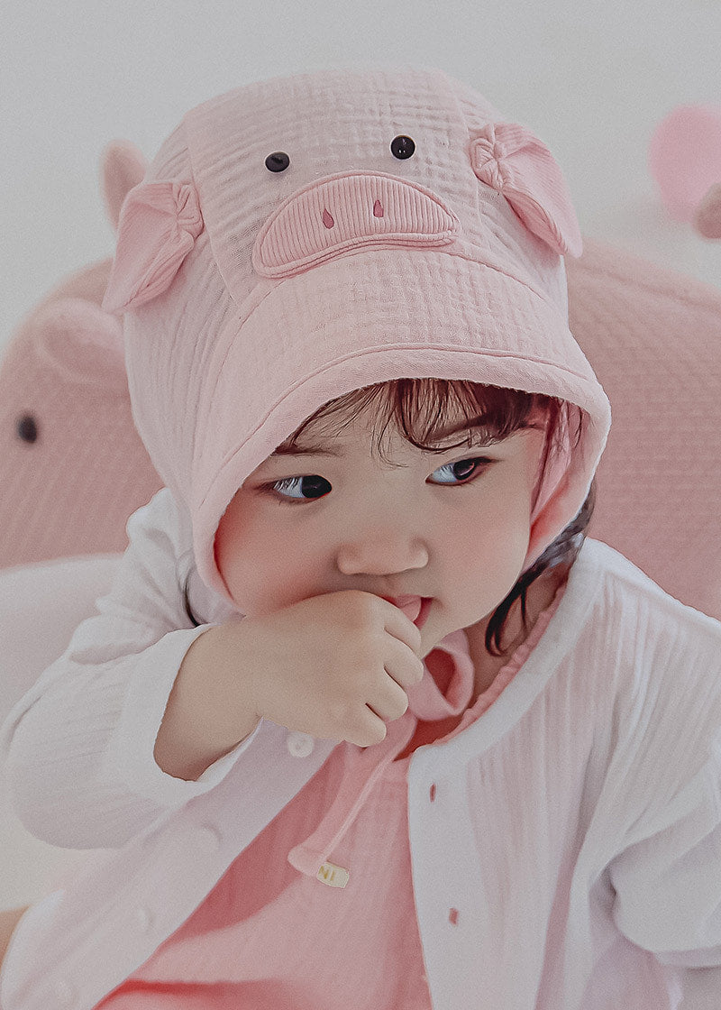 Melting Pig Bucket Hat