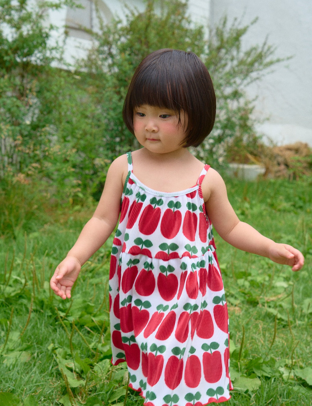 [6/26~Sequential Shipping][Pre-order] Apple Sleeveless Pleated Dress