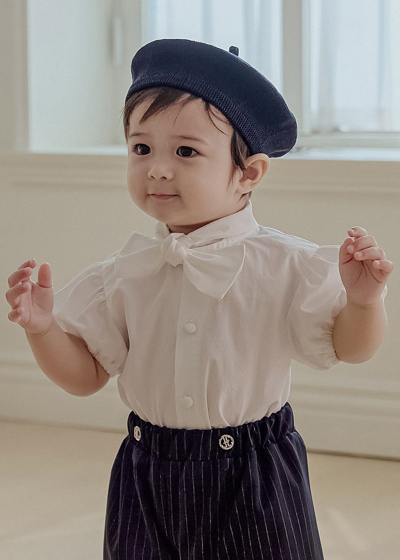 Tie short-sleeve blouse