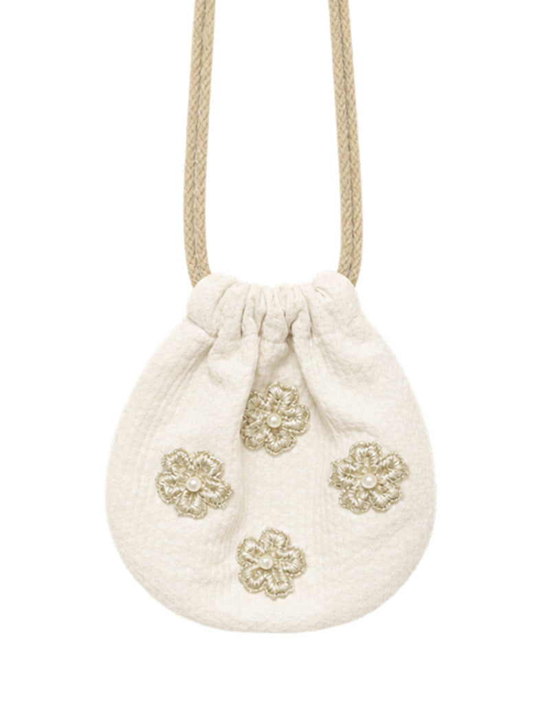 Pearl flower pouch