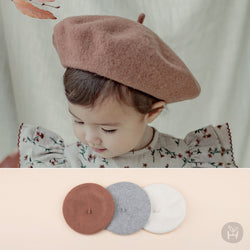 Blooming wool beret